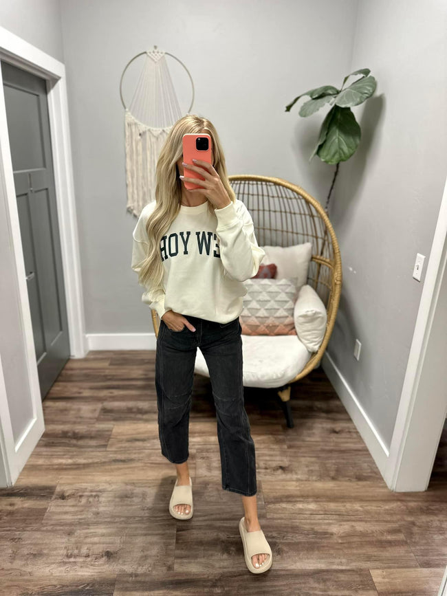 IVORY NEW YORK CREW SWEATER