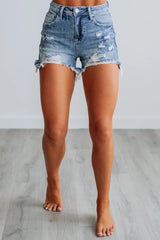 SOMEWHERE ALONG THE WAY STRETCH DENIM SHORTS