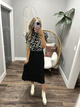 KHLOE BLACK AND WHITE ABSTRACT BLOUSE