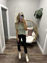 PERFECT SAGE BASIC RIBBED TEE