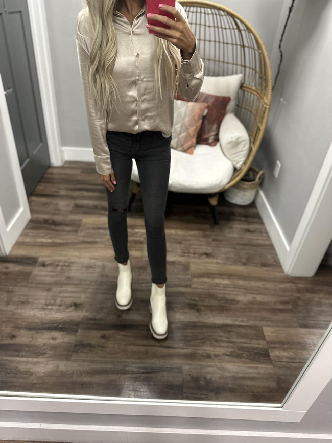 TIME FOR A TOAST CHAMPAGNE SILK BUTTON UP