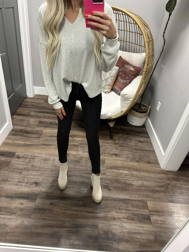 HEATHER GREY EXPOSED SEAM LONG SLEEVE TOP
