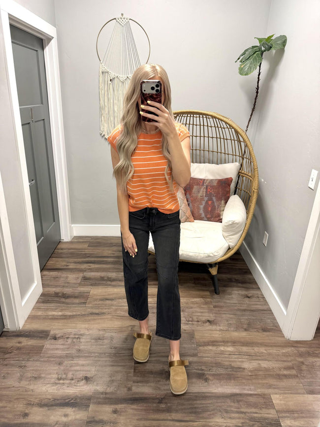 ROWAN CORAL STRIPE SHORT SLEEVE TOP
