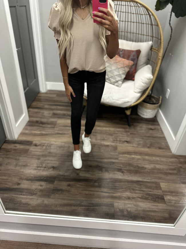 NATURAL LOVE PUFF SLEEVE BLOUSE