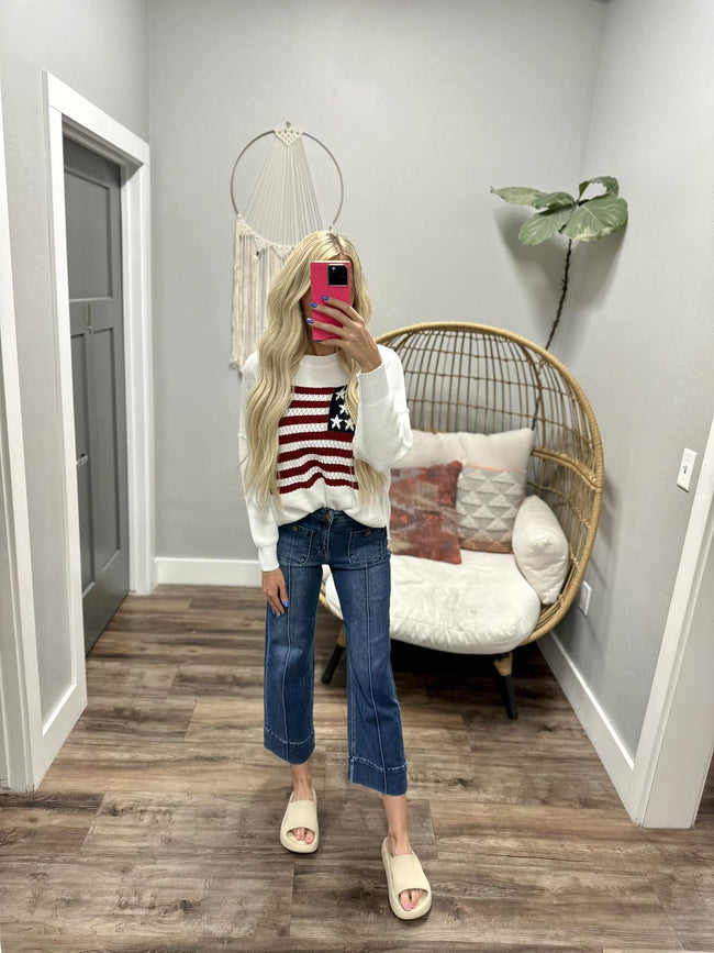 WHITE CABLE KNIT AMERICAN FLAG SWEATER TOP
