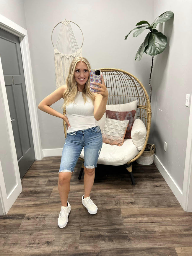WHITE RIBBED TANK TOP