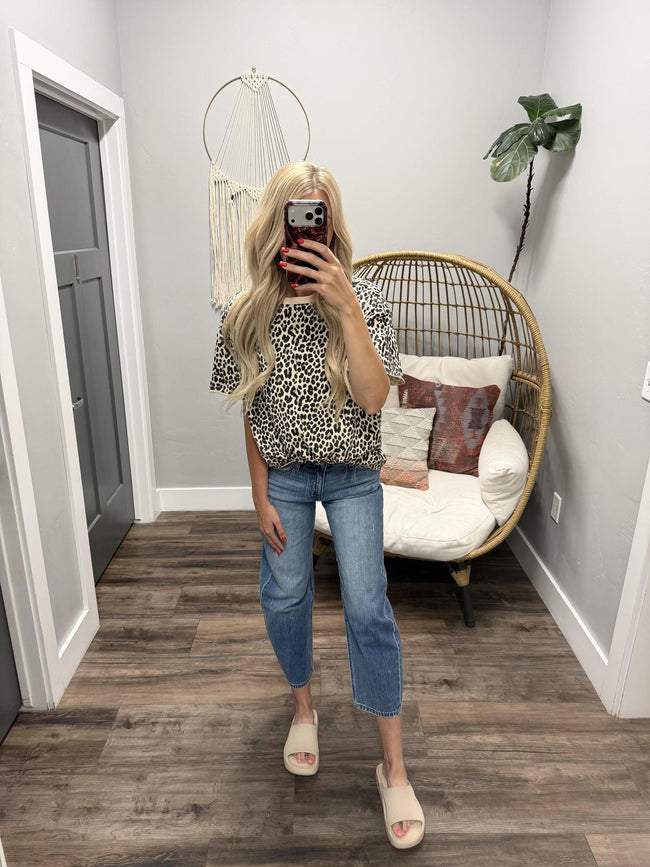 LAYOVER LEOPARD BOYFRIEND TEE OVERSIZED FIT