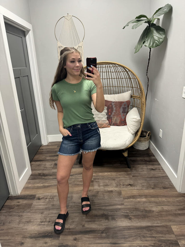 LEA WAFFLE GREEN TEXTURE TEE