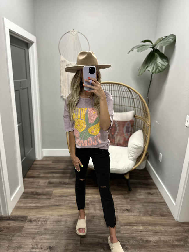 LAVENDER WASHED WILD FLOWER GRAPHIC TEE