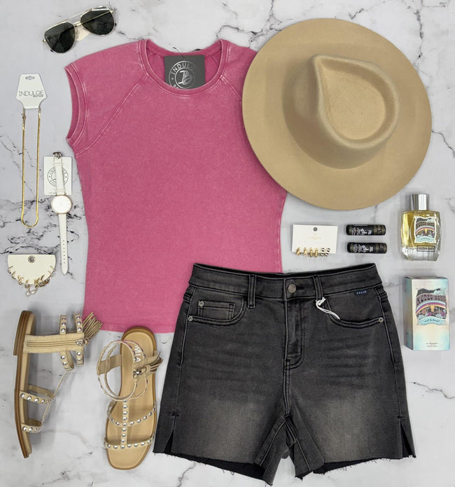 BRYNN FUSCHIA PINK SHORT SLEEVE WASHED TEE