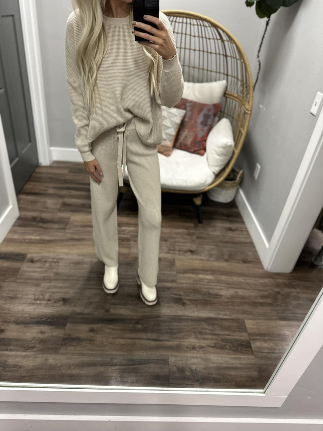 WE BELONG TOGETHER CLOUD SWEATER PANT