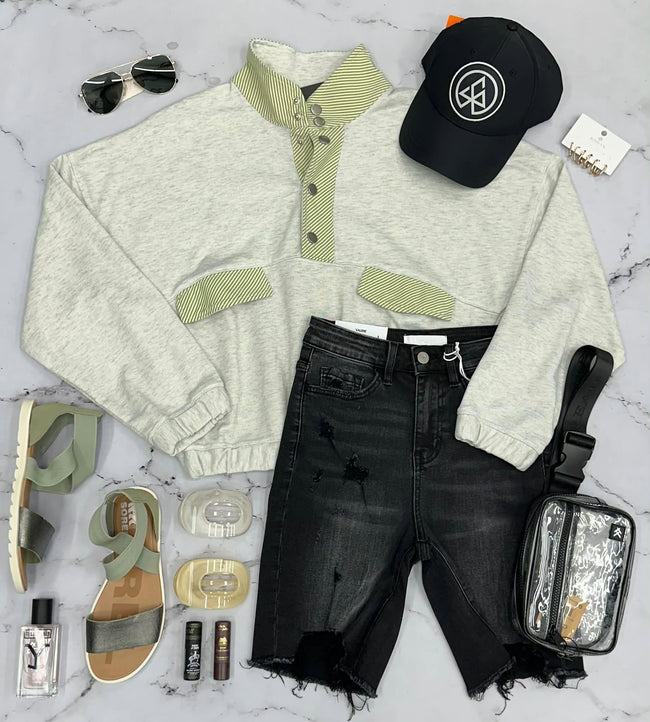 SABRINA SAGE AND HEATHER GREY HENLEY SWEATSHIRT
