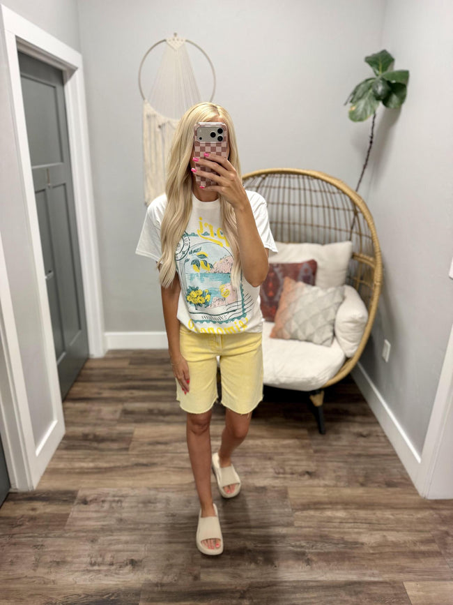 MEGAN PALE YELLOW BERMUDA SHORTS