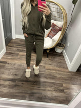 OLIVE RIBBED JOGGER PANT