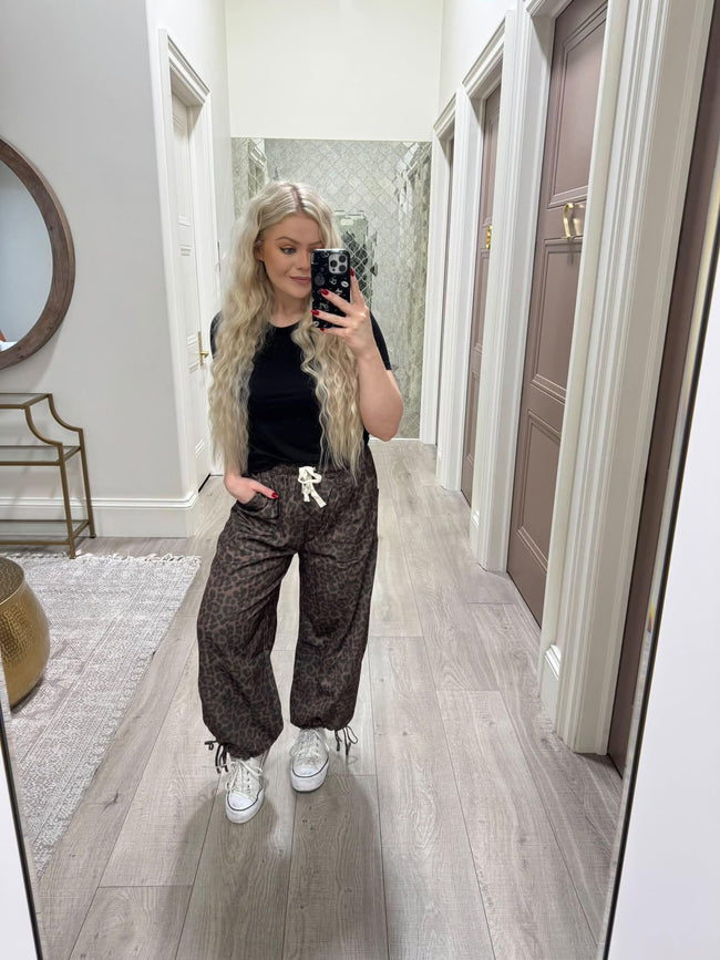 KIMBERLY LEOPARD TIE BOTTOM BALLOON PANT