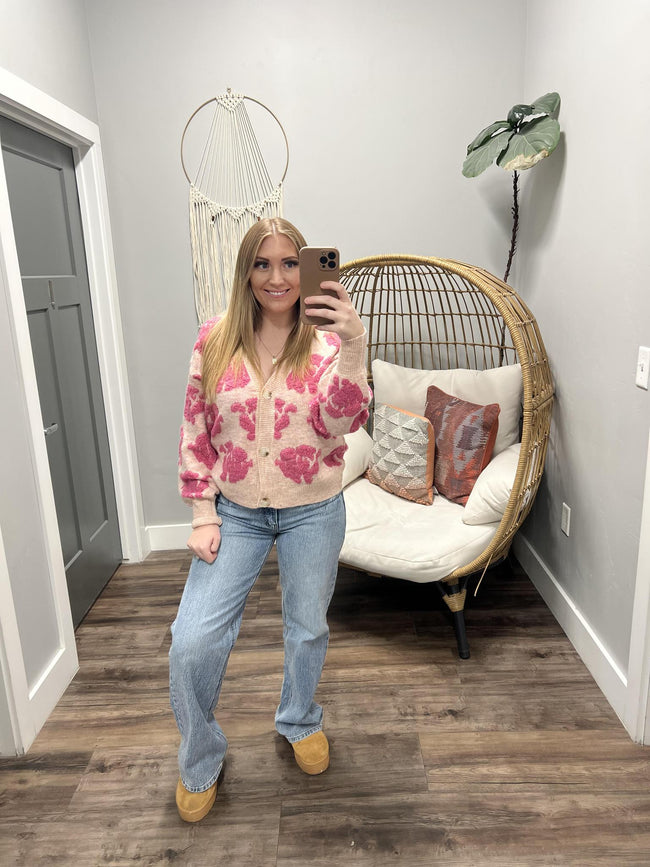 SKYLA PINK FLORAL TEXTURED BUTTON UP CARDIGAN TOP