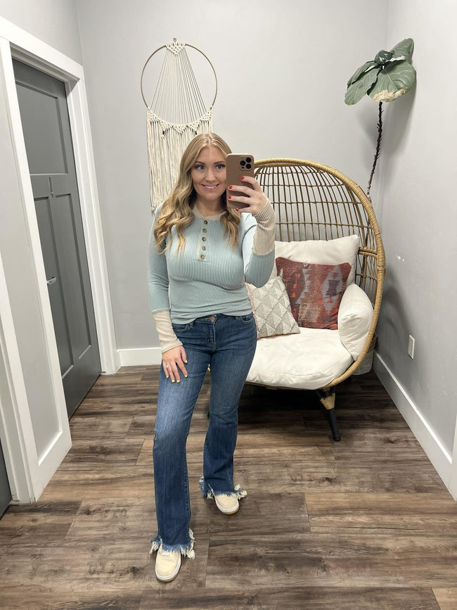 HADLEY DUSTY BLUE RIBBED HENLEY TOP