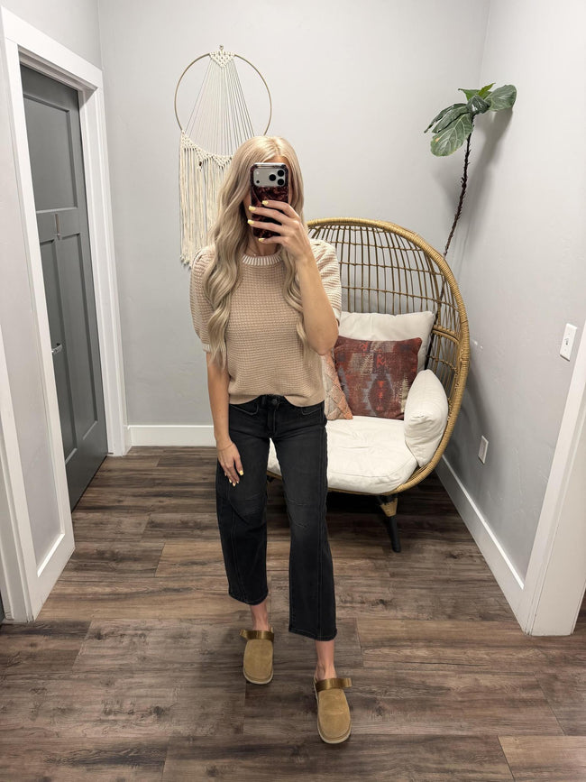 HAVEN TAUPE STITCH DETAIL KNIT SHORT SLEEVE TOP