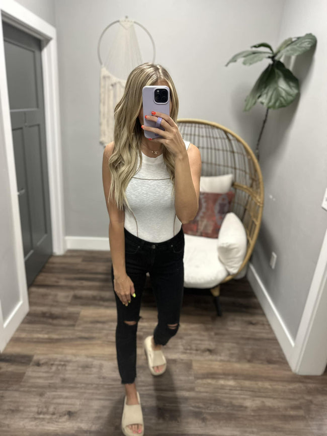 KEISHA SEAM DETAIL WHITE TANK TOP