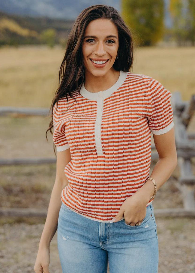 HENLEY KNIT SWEATER IN CINNAMON STRIPE