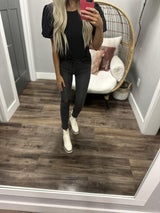 PUFF SLEEVE TOP IN BLACK