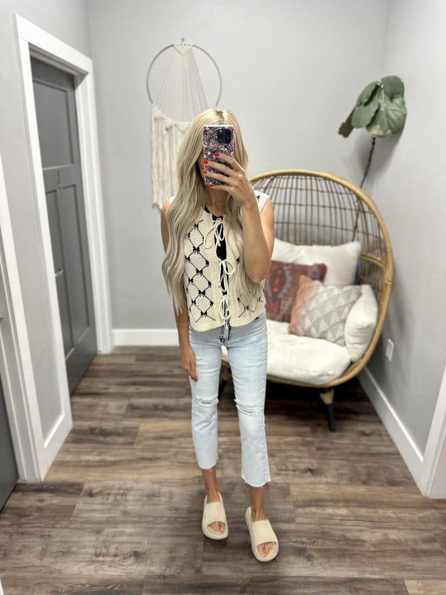 CARISSA OATMEAL BLACK BOW DETAIL SWEATER VEST