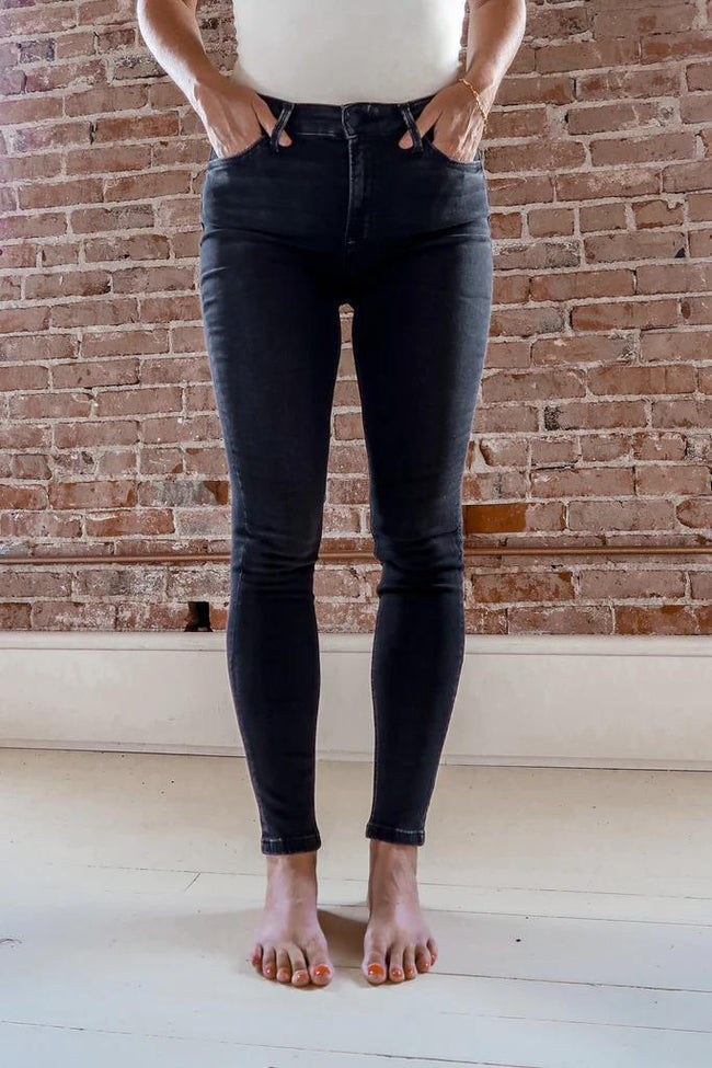 BRITT'S FAV WASHED BLACK HIGH RISE SKINNY JEANS