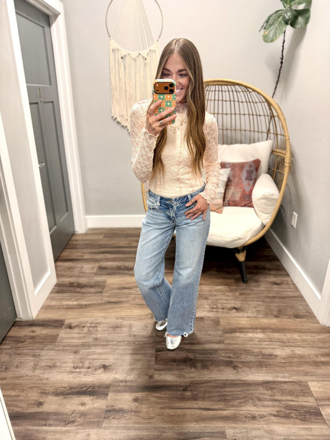 SIERRA BLUSH LACE LONG SLEEVE MESH TOP