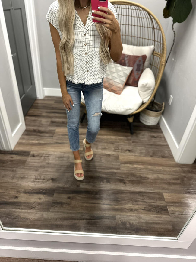 NATASHA BLACK AND WHITE PLAID BUTTON UP BLOUSE