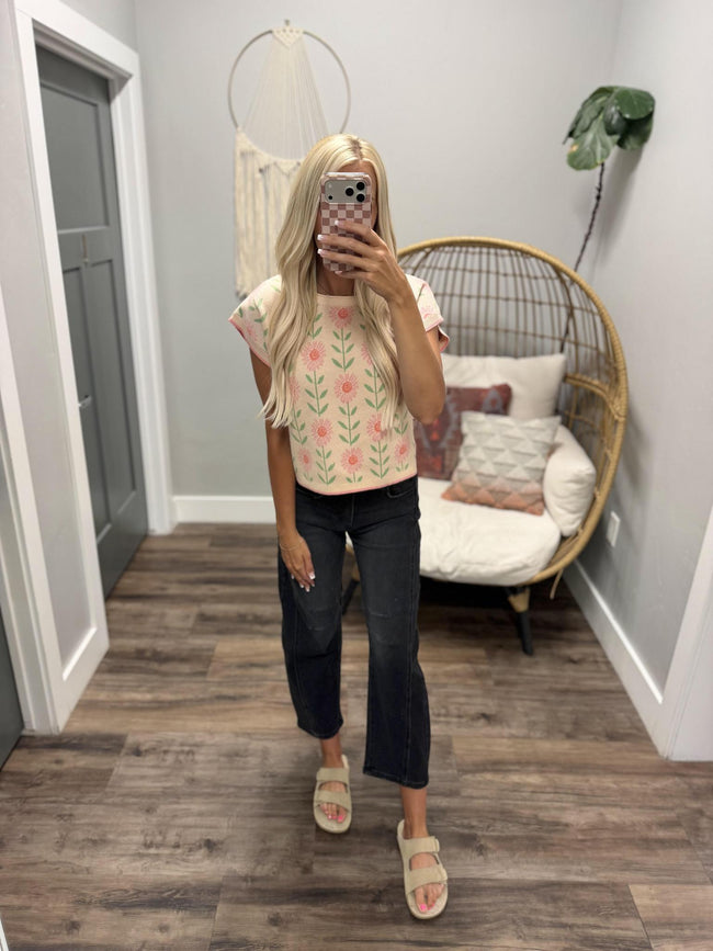 MACI FLORAL PRINT SHORT SLEEVE SWEATER TOP