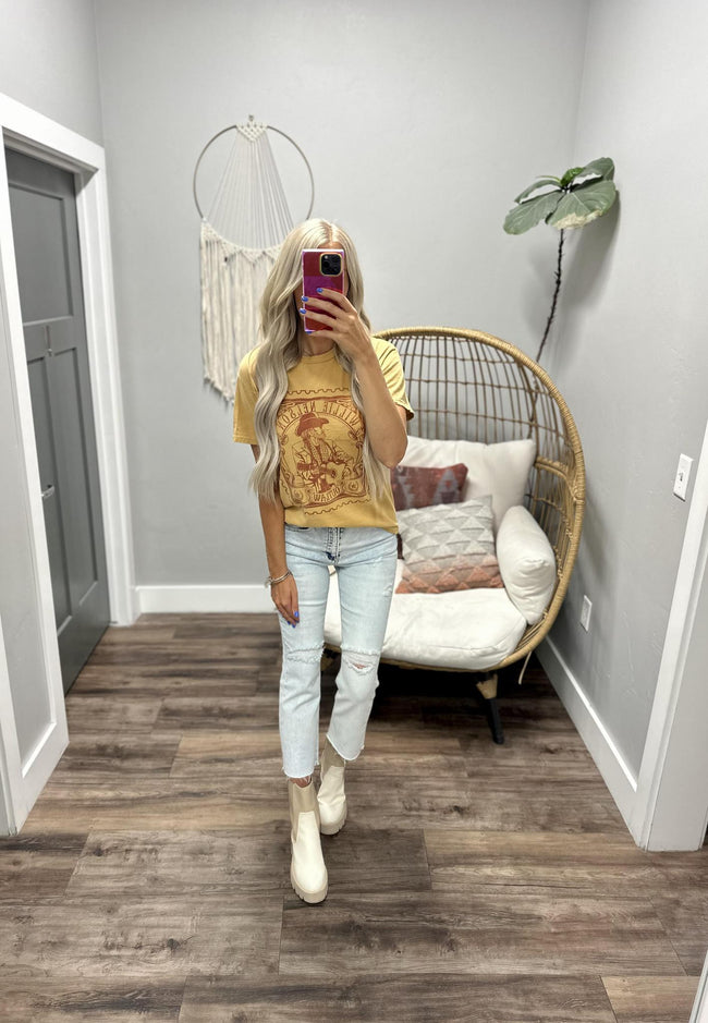 MUSTARD WILLIE NELSON GRAPHIC TEE