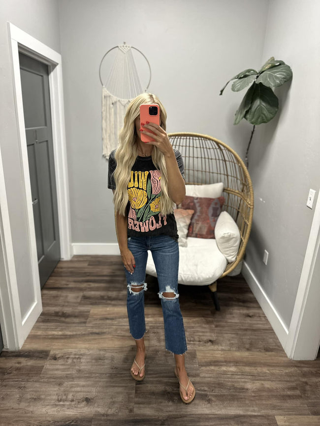 BLACK WASHED WILD FLOWER GRAPHIC TEE