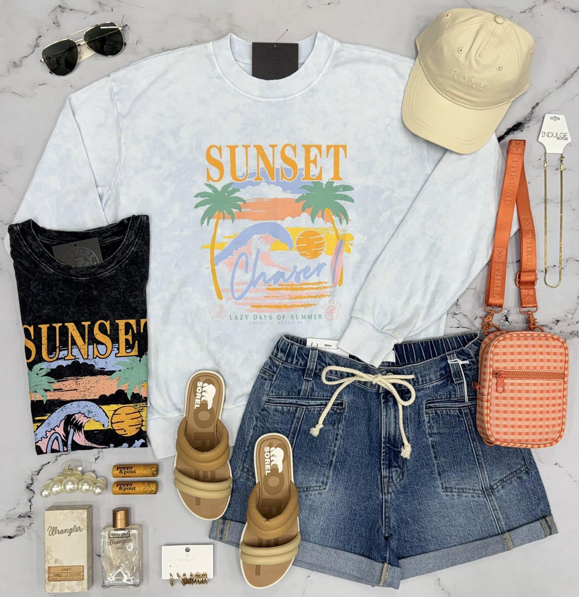 SUMMER SUNSET CHASER BLUE WASHED CREW SWEATSHIRT