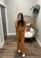 CINDY CAMEL TEXTURED SHORT SLEEVE TOP