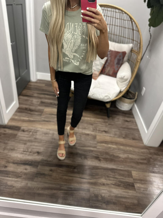 SAGE LEGENDARY GRAPHIC TEE