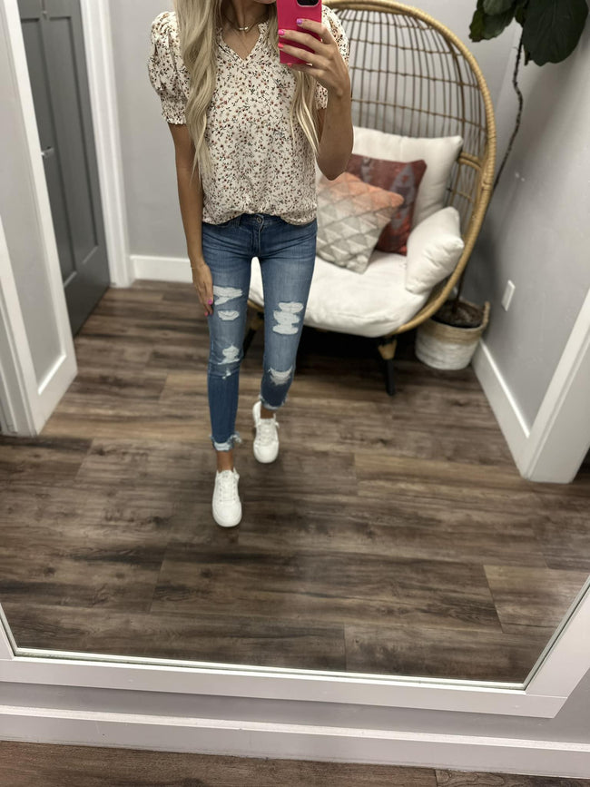 BREATH OF SPRING PUFF SLEEVE BLOUSE