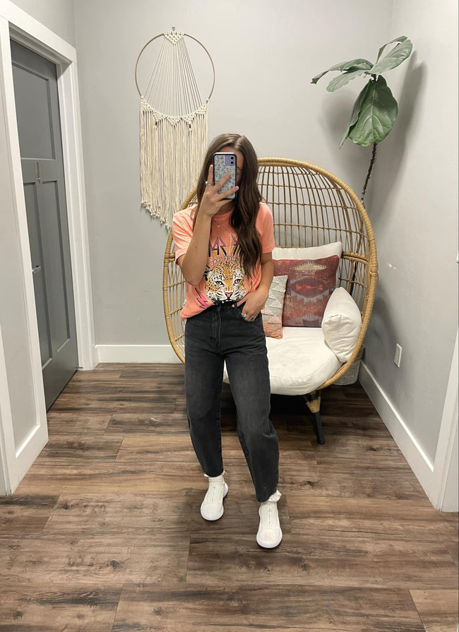 FREE SPIRIT CORAL GRAPHIC TEE
