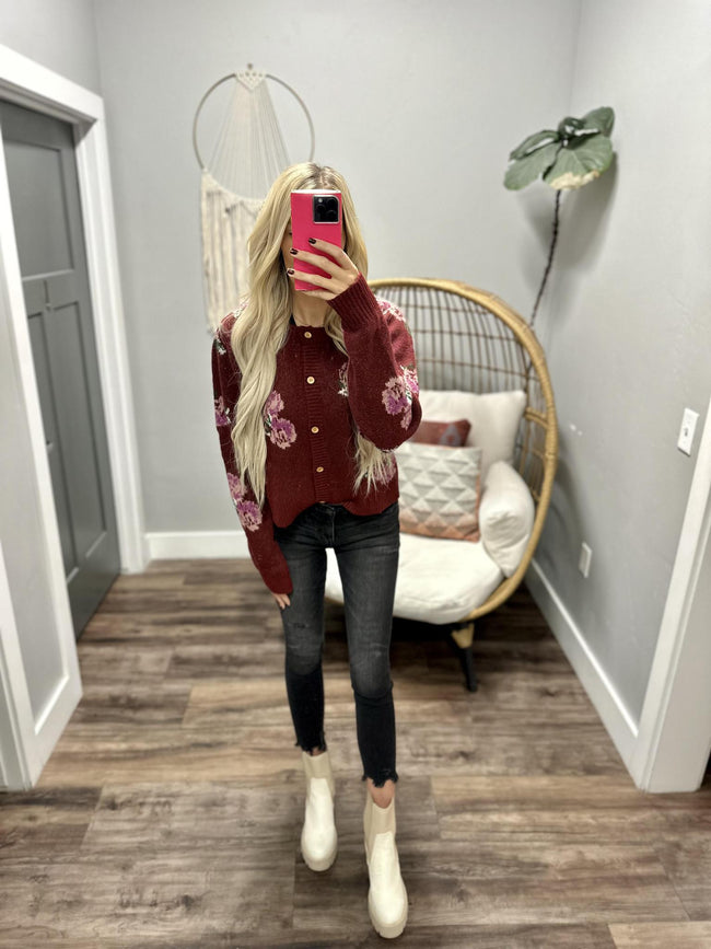 STEPHANIE WINE FLORAL BUTTON FRONT CARDIGAN TOP