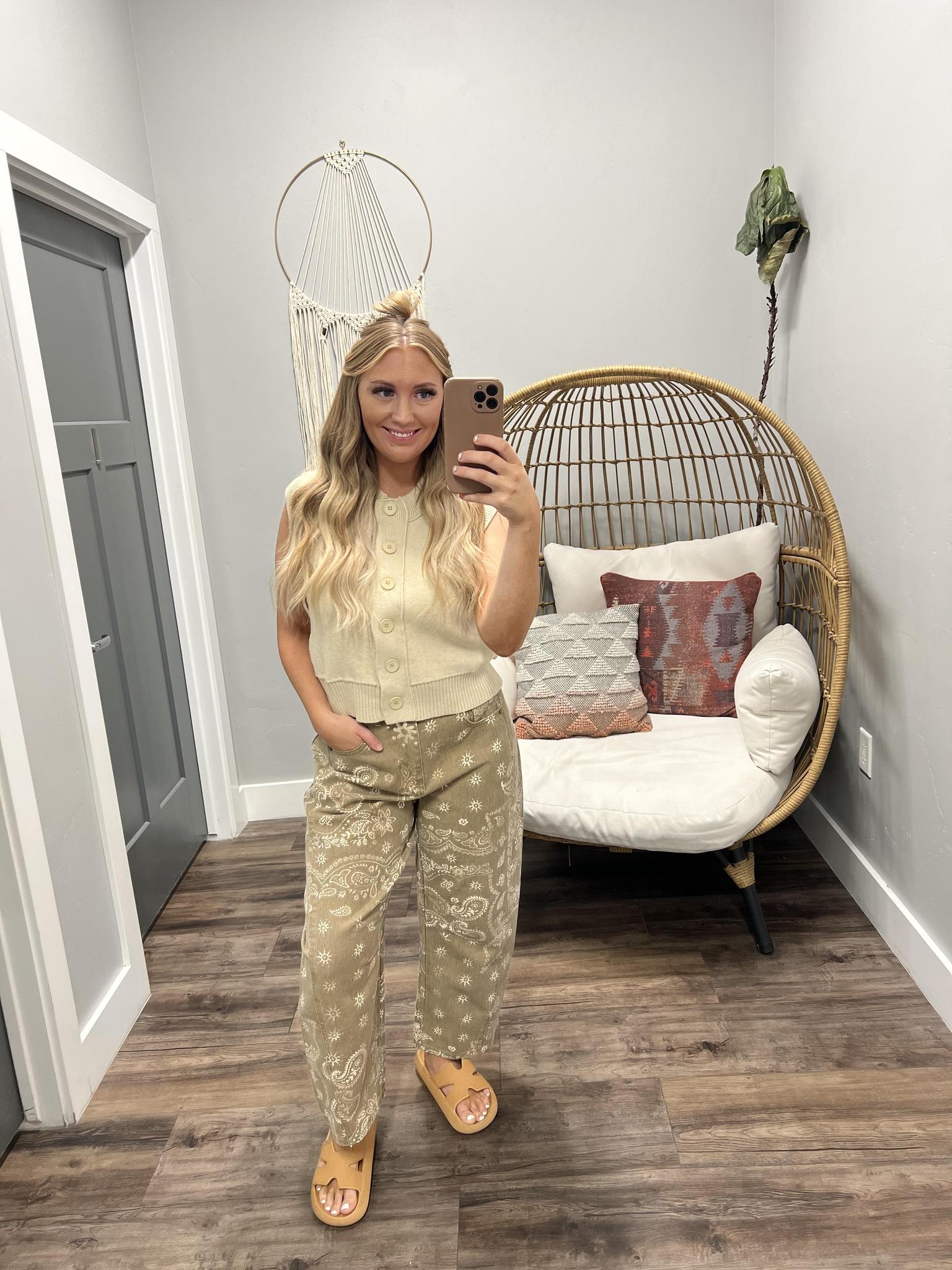 HANNAH CREAM BUTTON UP SWEATER VEST TOP