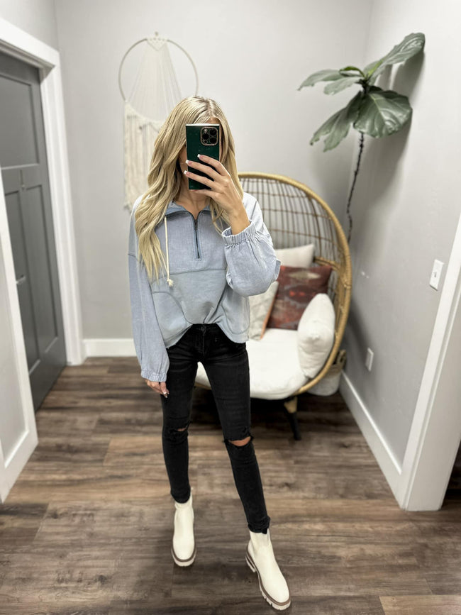 DUSTY BLUE SNOW WASH PULLOVER HOODIE