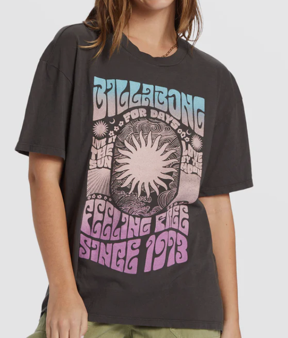 BILLABONG YOU ARE INVITED TEE