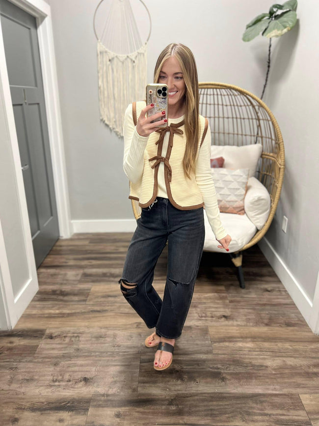 BILLIE NATURAL TRIM DETAIL SWEATER VEST TOP