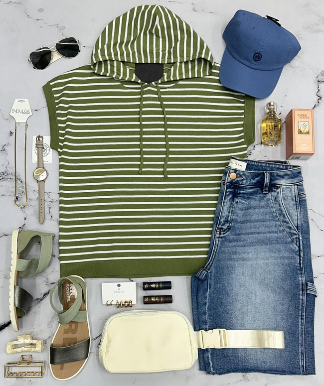 BETTY DARK SAGE STRIPE HOODED SHORT SLEEVE TOP