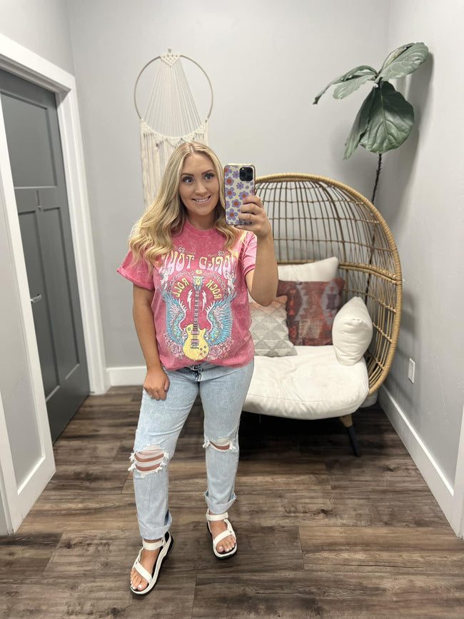 PINK WASHED WORLD TOUR GRAPHIC TEE