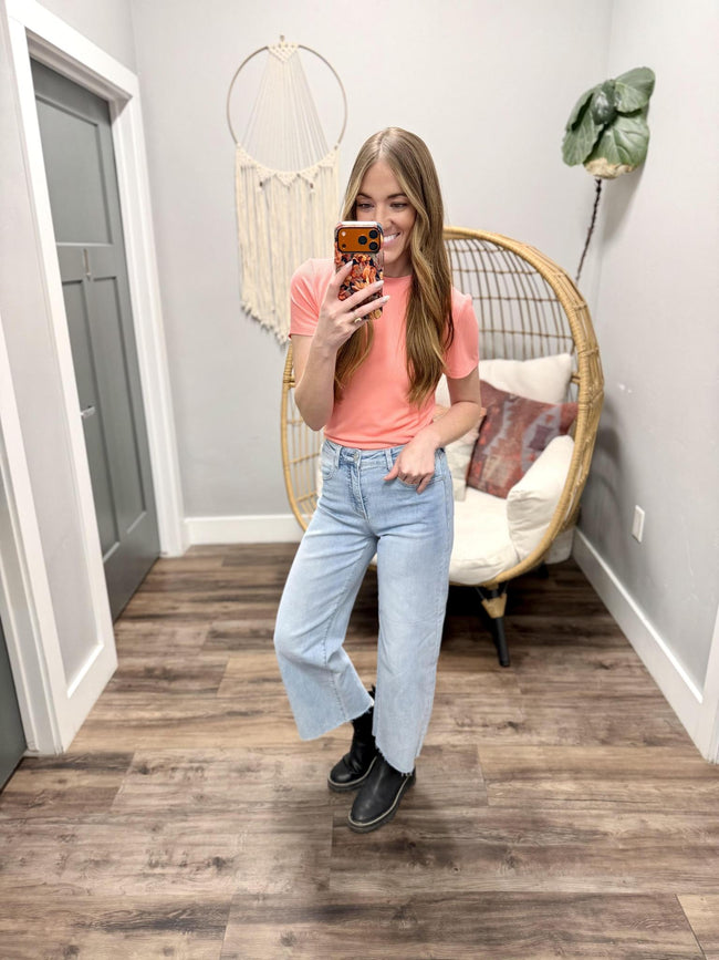 WILD ROSE SHORT SLEEVE RIBBED TEE