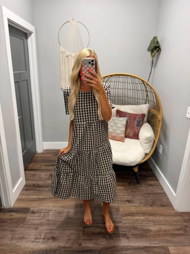 TRACIE BROWN AND TAUPE GINGHAM PLAID MIDI DRESS