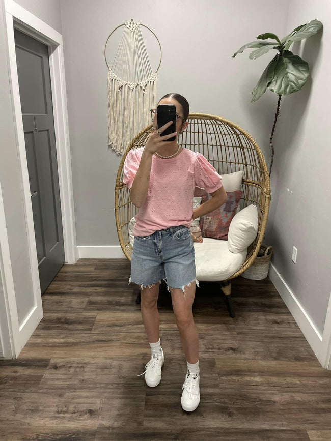 PINK DAISY EYELET SHORT SLEEVE BLOUSE