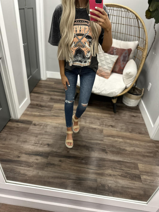 WASHED BLACK NASHVILLE GUITAR TEE