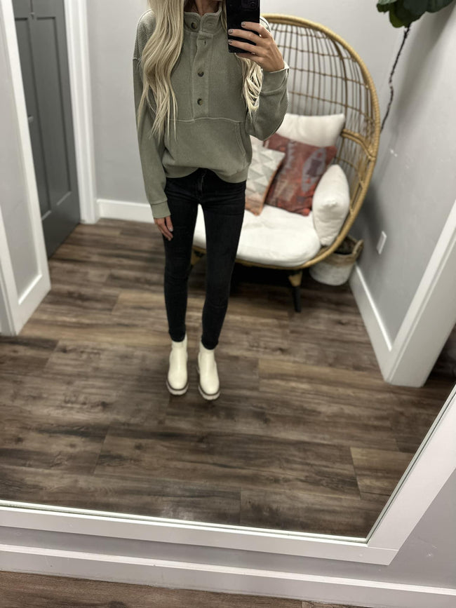JOCELYN WASHED OLIVE CORDED HENLEY CREW