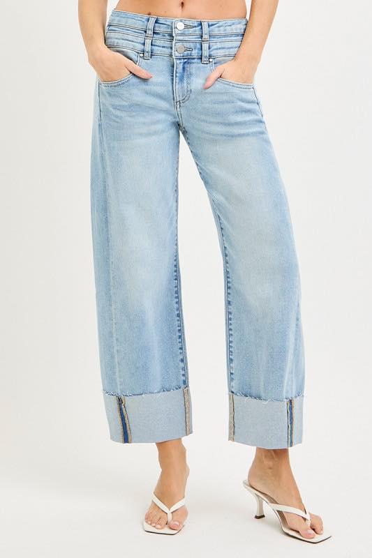 JENNIFER DOUBLE BUTTON BARREL JEANS